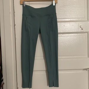 Gap Fit Sage Green Petite Split Hem Leggings